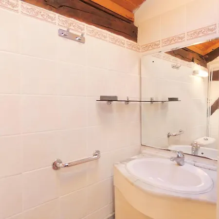 Apiculteur Holiday home Herm